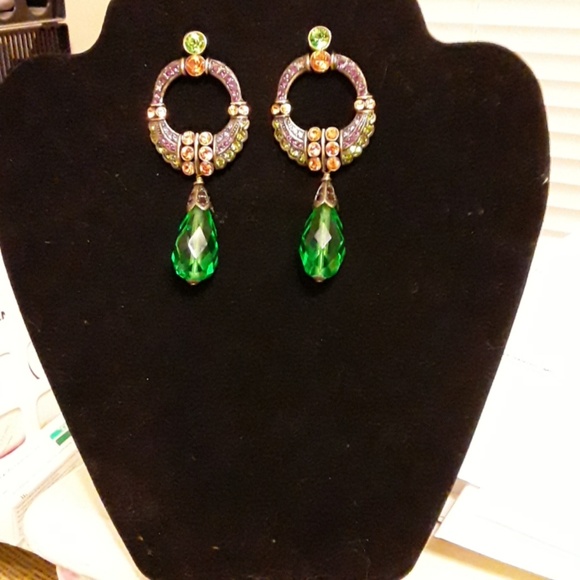 Gorgeous chandelier glass drop earrings - Picture 3 of 4